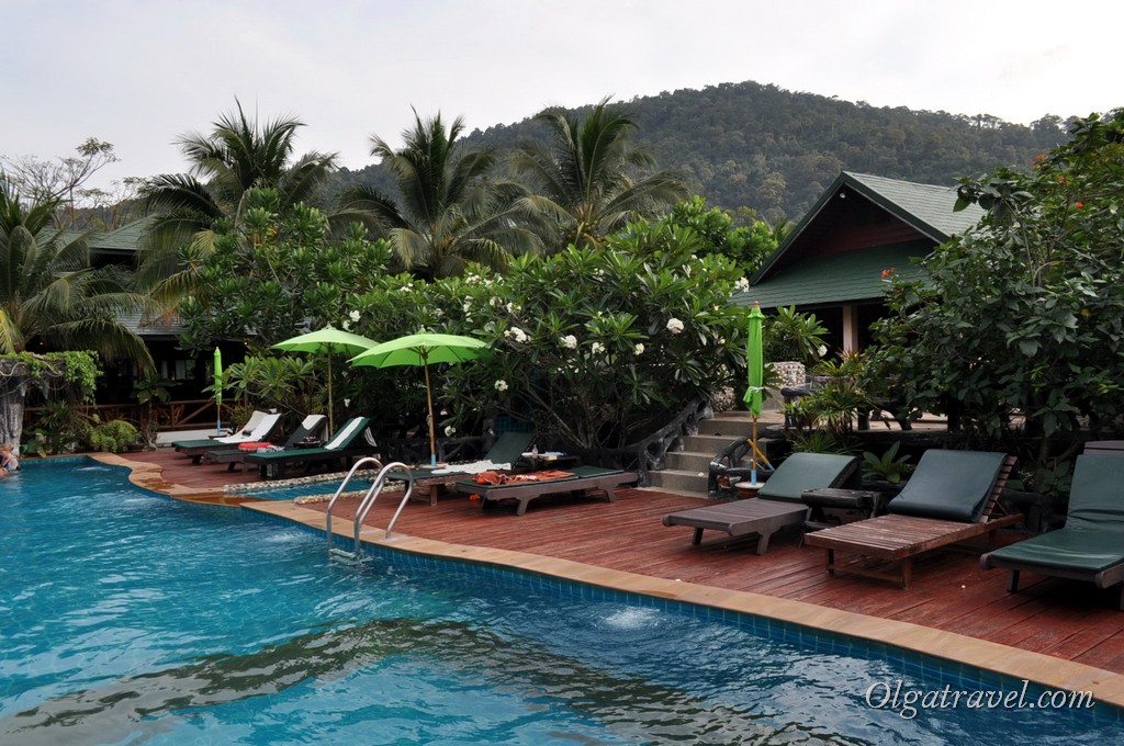Dreamland Resort pool 6