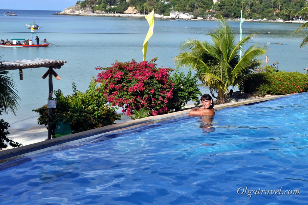 Koh Tao Resort swimmig  pool beach 2