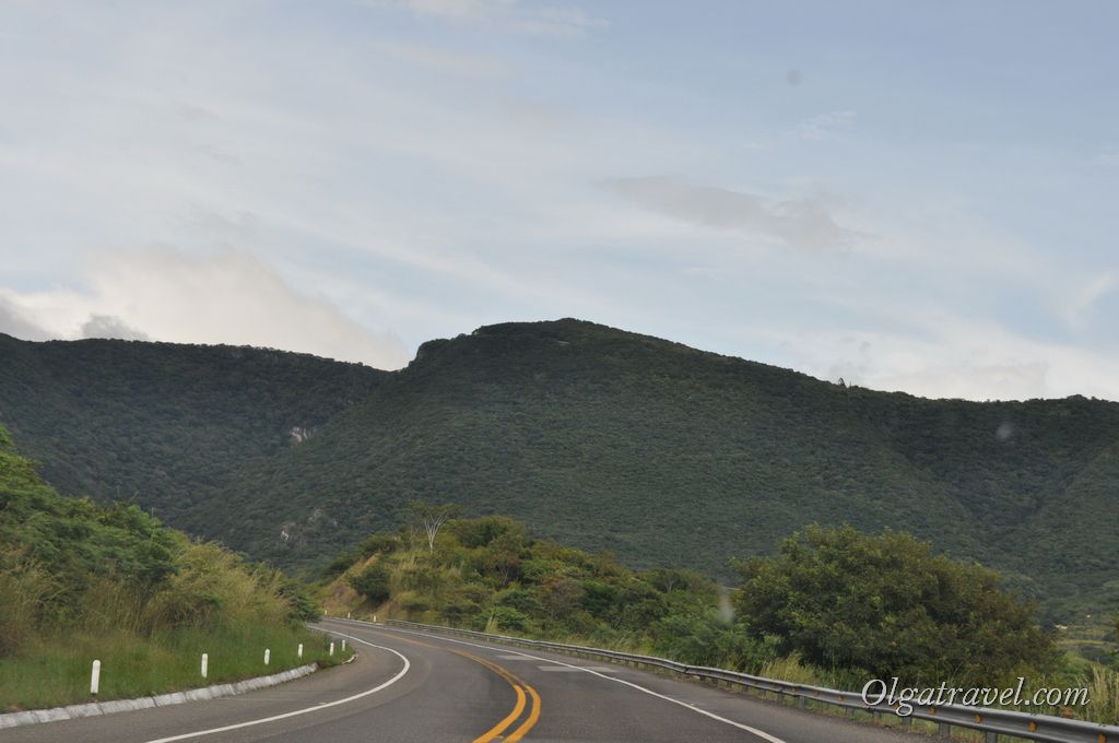 San_Cristobal_Chiapa_road_3