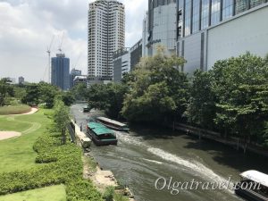 водный транспорт лодки в Бангкоке